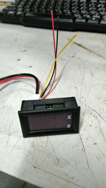 1pcs Dc 0-100v 10a Ammeter Voltmeter Digital/tampilan Ganda/detektor Tegangan 0.28 Merah Biru Led