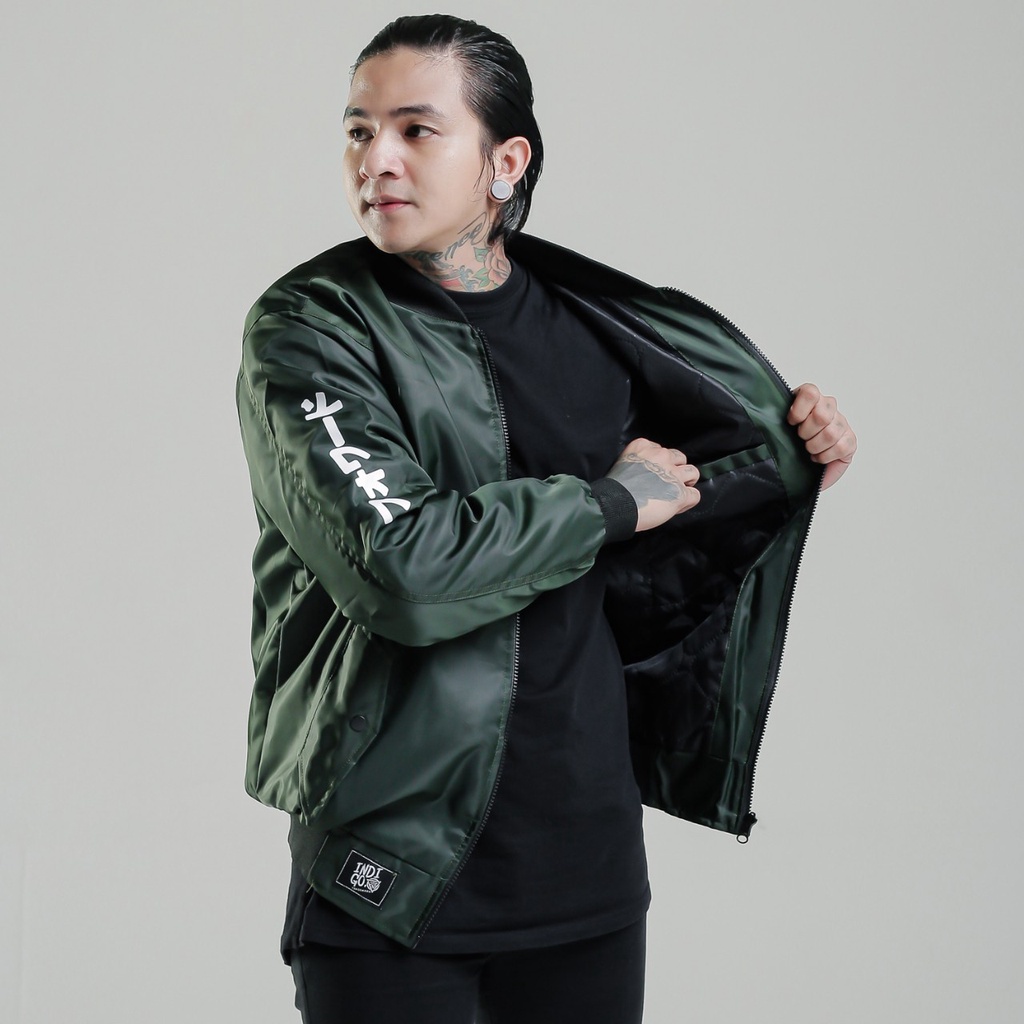 JAKET BOMBER PRIA DEWASA/ JAKET BOMBER TERBARU/ JAKET BOMBEKR COWOK/ JAKET BOMBER LAKI-LAKI/ JAKET BOMBER TERMURAH/  BISA COD