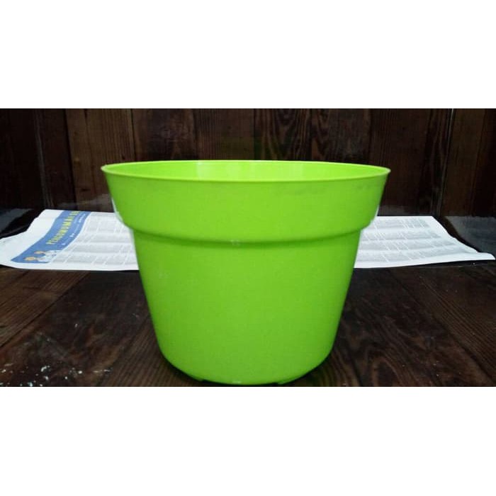 Jual pot 20cm wrn hijau Berkualitas
