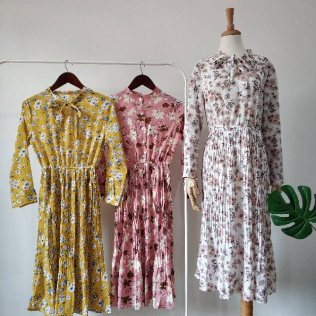 Dress korea prisket plisket bunga import bkk hk chn bangkok china