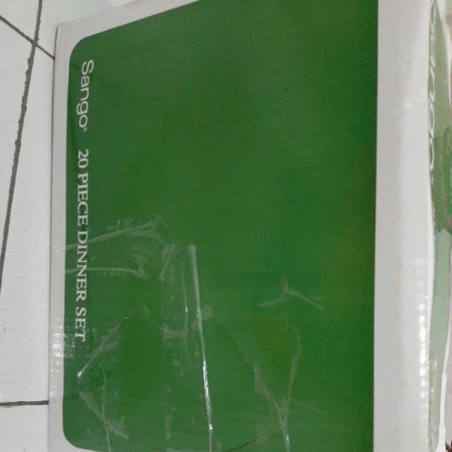 Dinner set putih embos  + ongkos packing