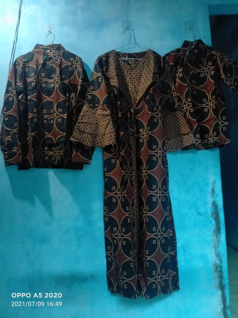 Maura Couple -batik Couple Keluarga Sania Ruffle Ori Ndoro Jowi Dnt Terbaru Motif Kawung Coklat