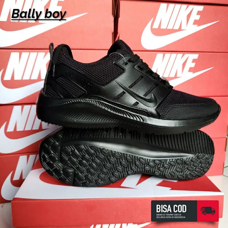 Sepatu Pria Sekolah Jordon Sneakers Olahraga Hitam Polos Full Black Terbaru