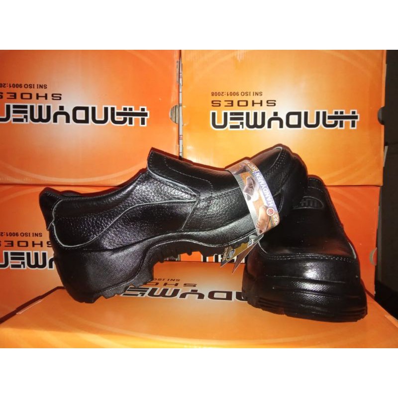 Sepatu Safety /Safety shoes