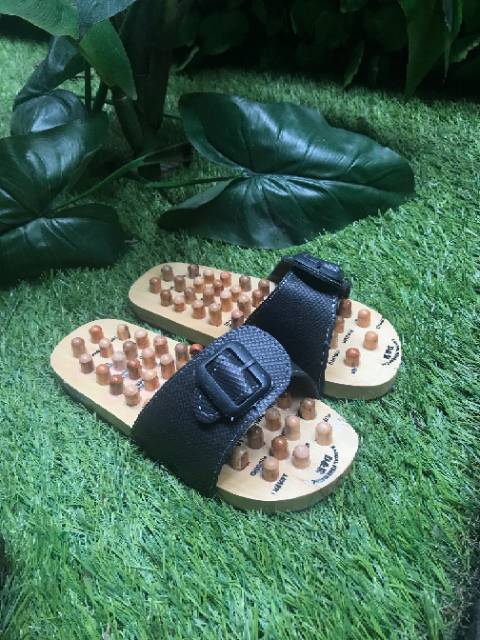 SANDAL REFLEKSI / SANDAL KESEHATAN / SANDAL REMATIK / SANDAL KAYU REMATIK