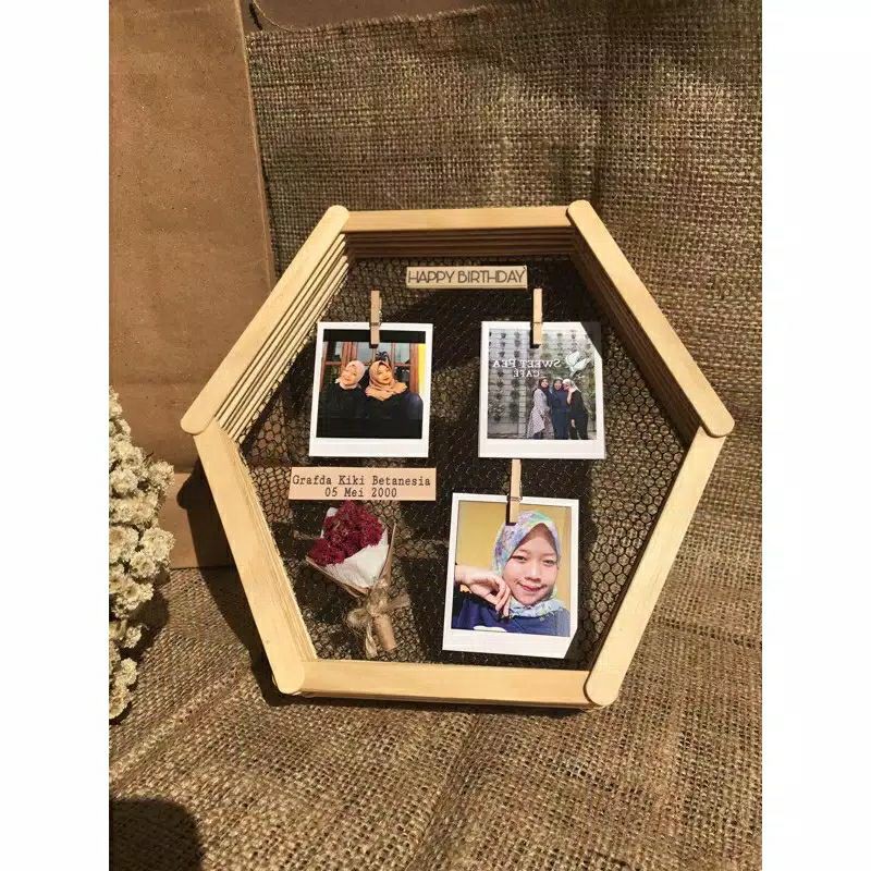 

KADO UNIK POLAROID FRAME I KADO ULANG TAHUN I KADO SAHABAT I GIFT I SURPRISE I POLAROID STICK ESKRIM