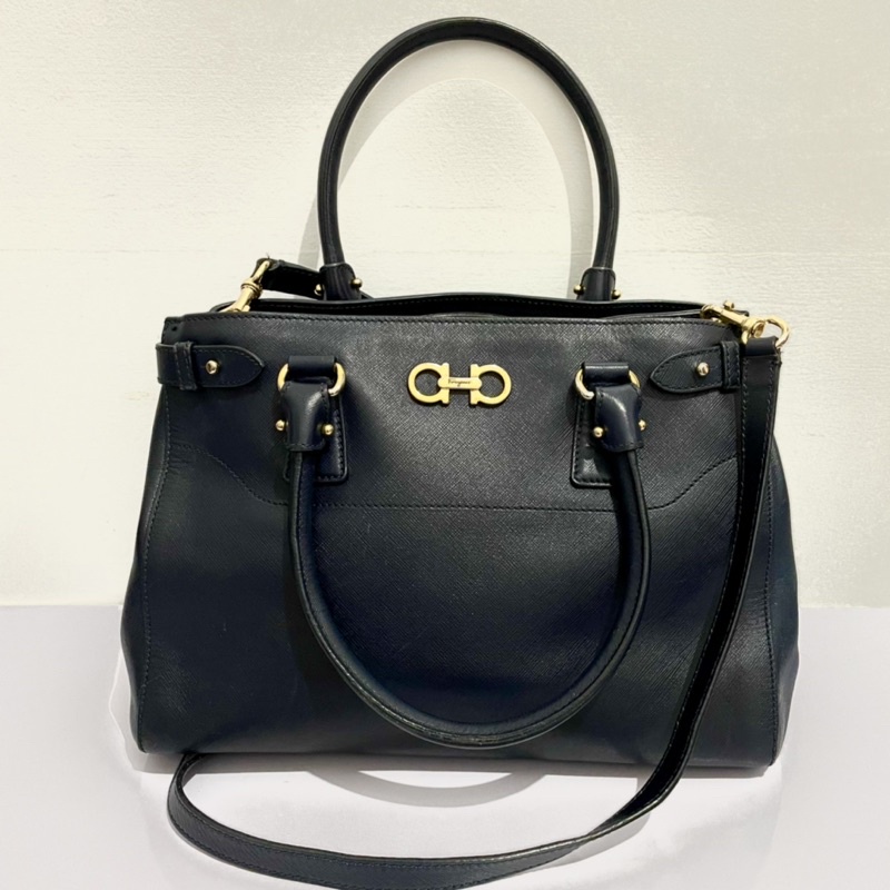 tas salvatore ferragamo original authentic preloved branded second bekas mulus kulit asli