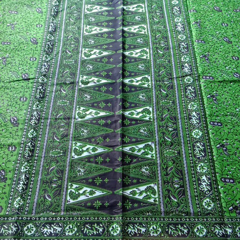 sarung motif sinjang pugung/selendang miwang