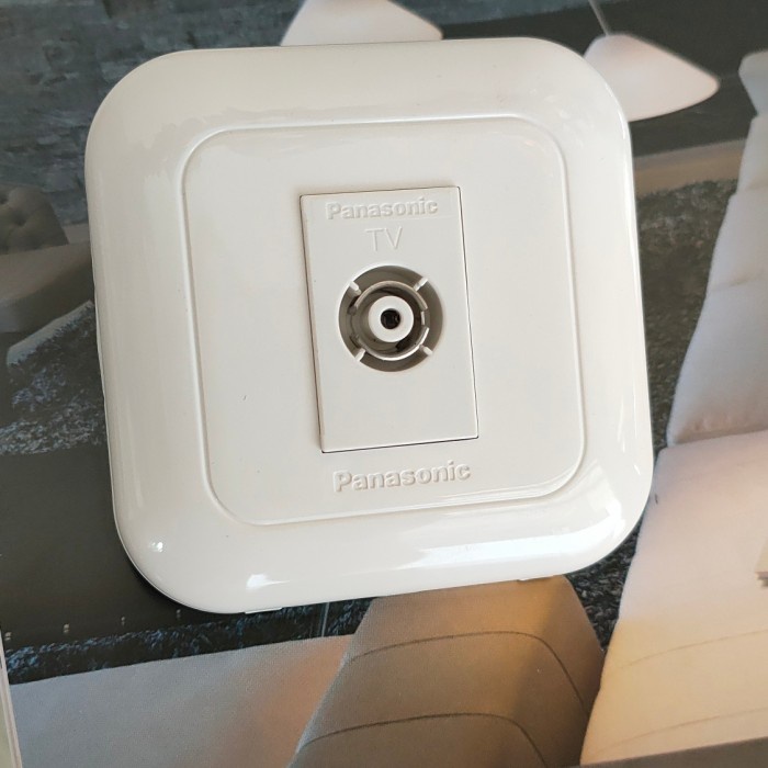 STOP KONTAK SOKET OUTLET TV/MODUL OUTLET TV ORIGINAL PANASONIC