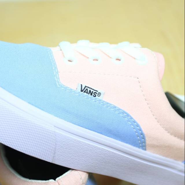 SEPATU VANS BLUE PASTEL KOMBINASI BABY PINK.
