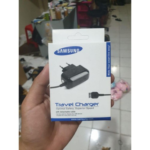 TC TRAVEL CHARGER D880 SAMSUNG TIPE LAMA YANG LEBAR PIPIH E1080 E1195 E1205