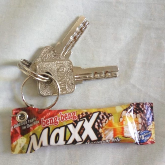 GANTUNGAN KUNCI MINIATUR SNACK SOUVENIR ULANG TAHUN PERNIKAHAN