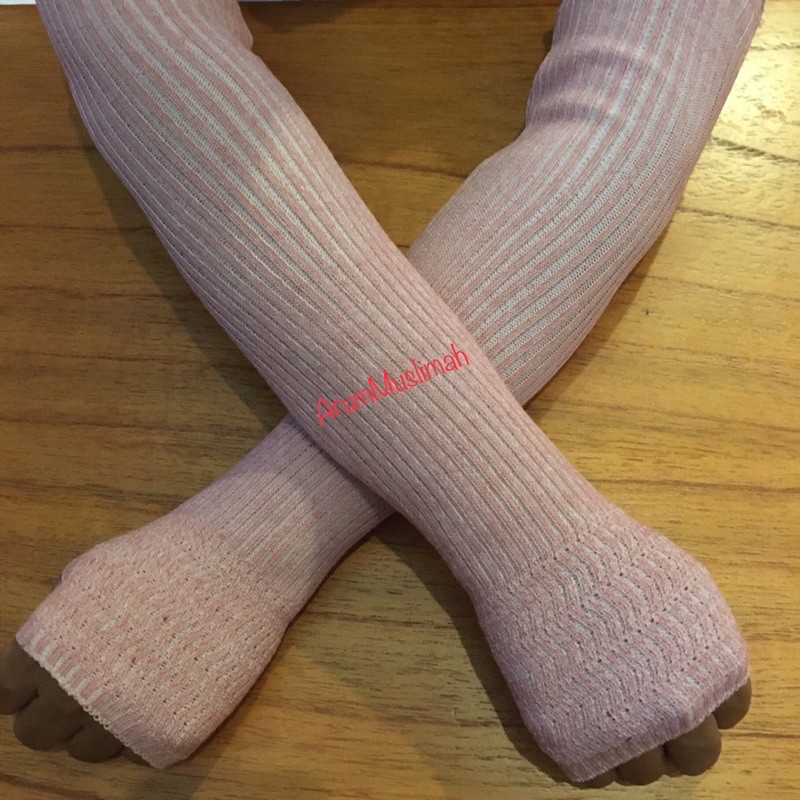 Handsock manset lengan jempol rajut