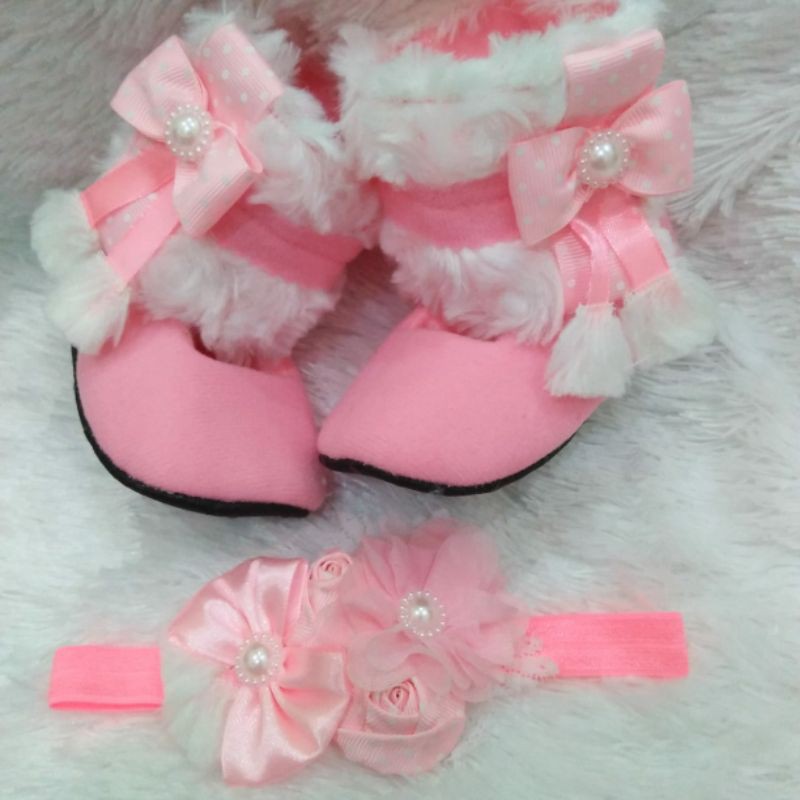 1 set (sepatu boots+ bando)