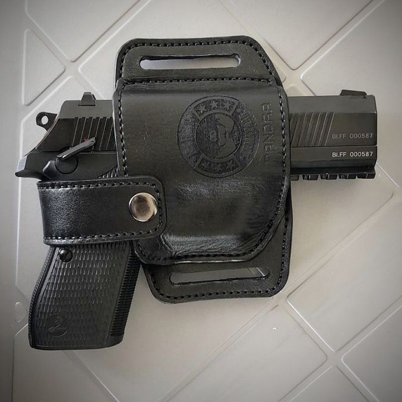 HOLSTER MAG4 COMBAT PINDAD