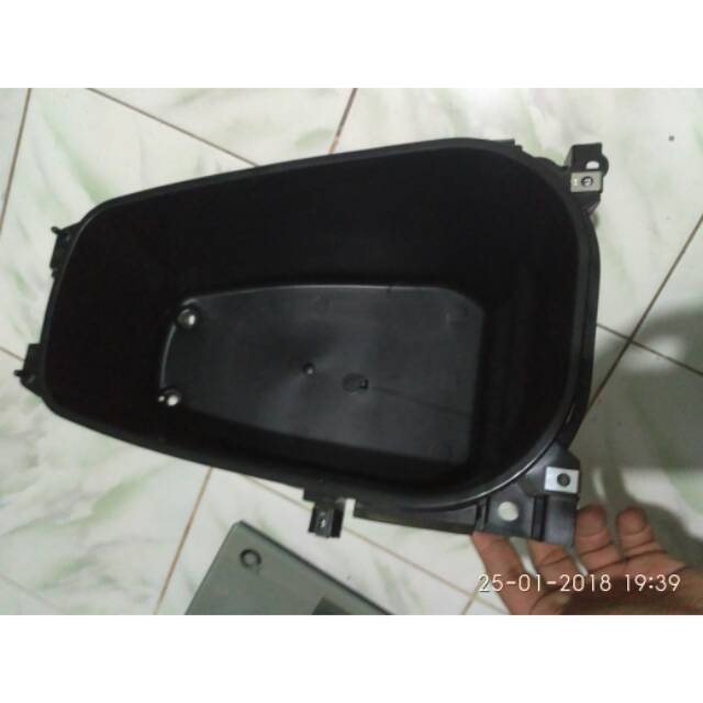 8125A-K25-900 BOX BAGASI BEAT STATER KASAR BEAT OLD 8125AK25900 8135AK25600 8125A-K25-600