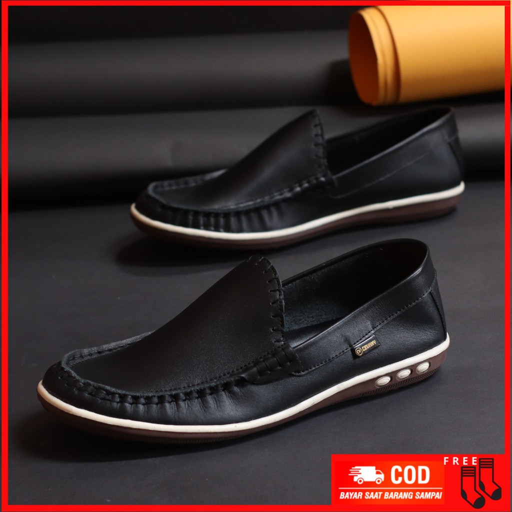 MOLK|Sepatu Pria Casual Slip On Kulit Asli Original Brand Cvny Selop Kerja Pria Terbaru Kondangan