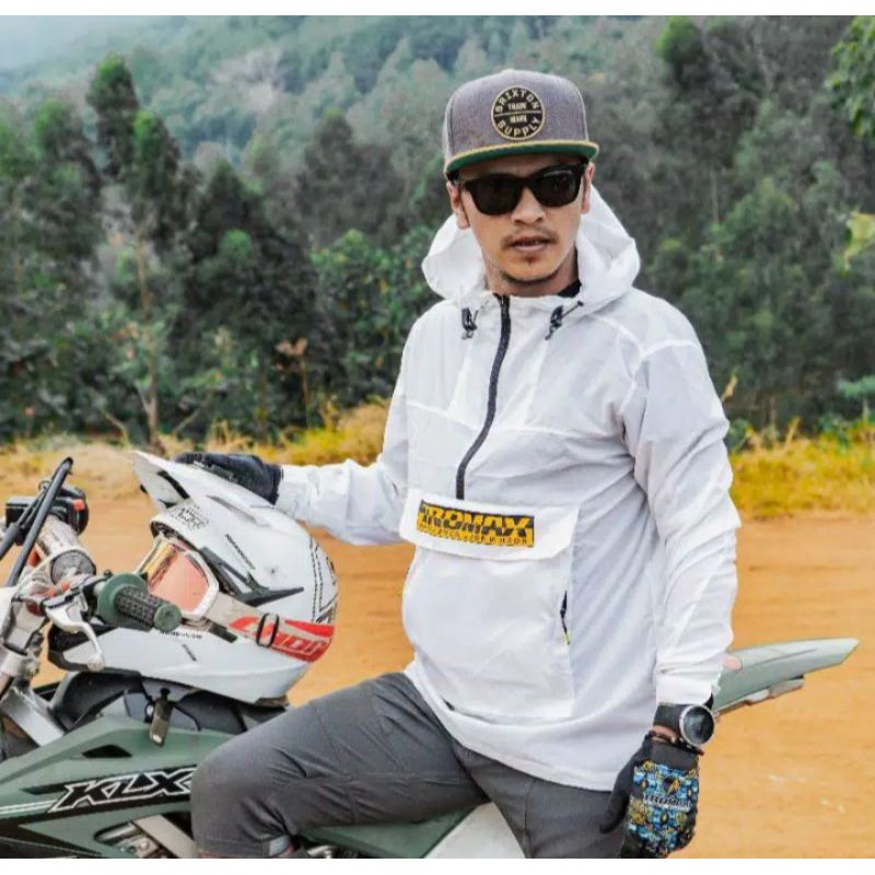 Jaket KANGOROO TROMAX