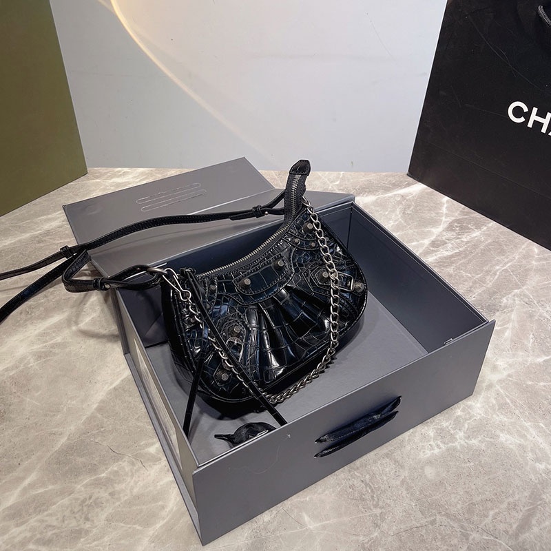 Original 2022 New (With Box) Balenciaga BB MONOGRAM LE CAGOLE Mini Chain Strap Clutch Women's Fashio