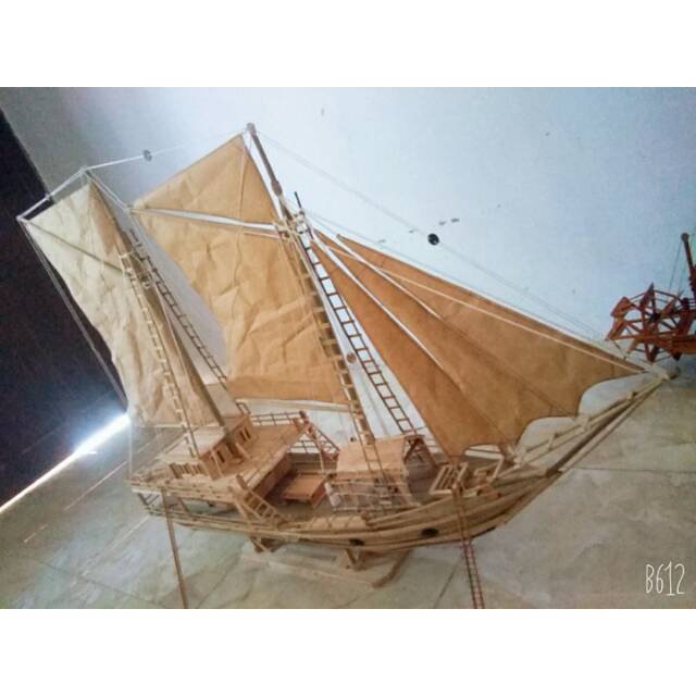 Jual Miniatur kapal pinisi Indonesia|Shopee Indonesia