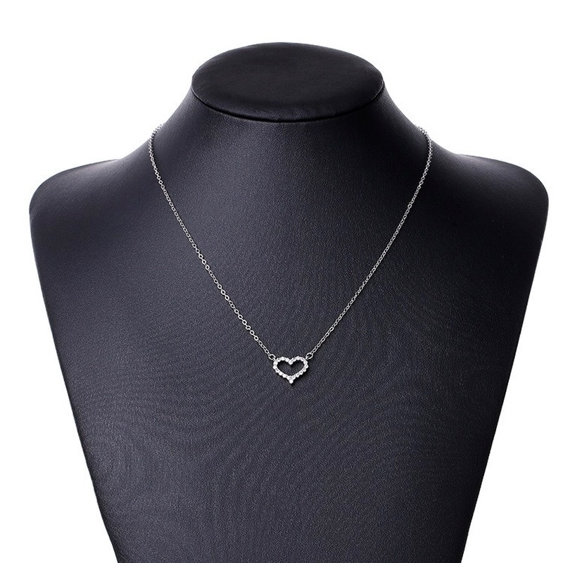 [Ready Stock]Fashion Silver Plated Love Heart Necklace Pendant Sweet Cute Clavicle Chain