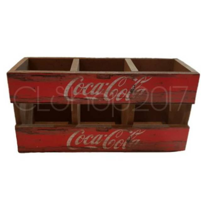 COCA COLA TEMPAT PENYIMPANAN 45 x 33.5 x 10 cm