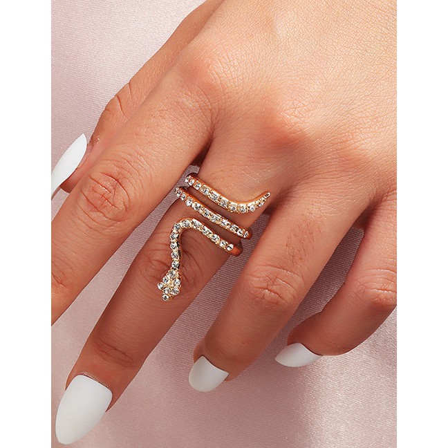 LRC Cincin Fashion Gold Color 1 Snake-shaped Diamond Curved P88887