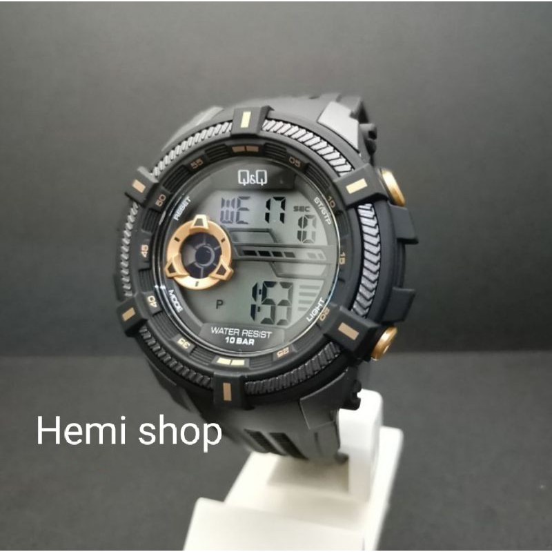 Jam Tangan fashion aksesoris cowo Q&Q digital Karet Pria Hitam M167J802Y Original