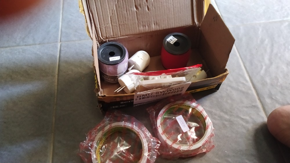 Double Tape Foam Lebar (2,4cm) 24mmx5m Isolasi Bolak Balik Spon Perekat Lampu Led Strip Lengket