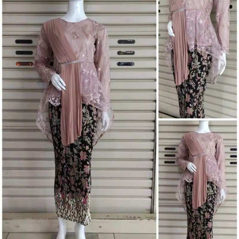 KEBAYA / KEBAYA TULE / KEBAYA TILLE / KEBAYA TULLE / KEBAYA TILE / KEBAYA MODERN / BAJU KEBAYA-SET ROSE GOLD