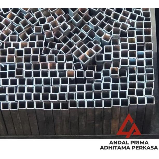 Hollow Besi 15 x 15 - tebal 1.2mm