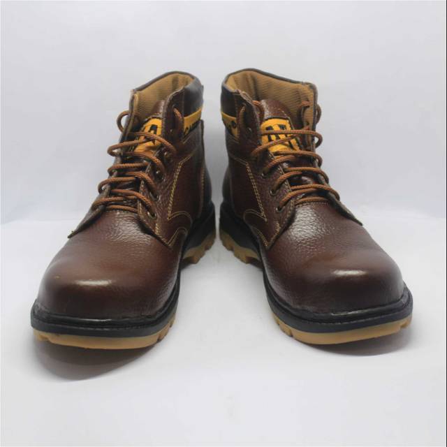 Safety caterpillar- sepatu safety-caterpillar-proyek-kerja-lapangan-kitchen-spbu- pria bahan kulit