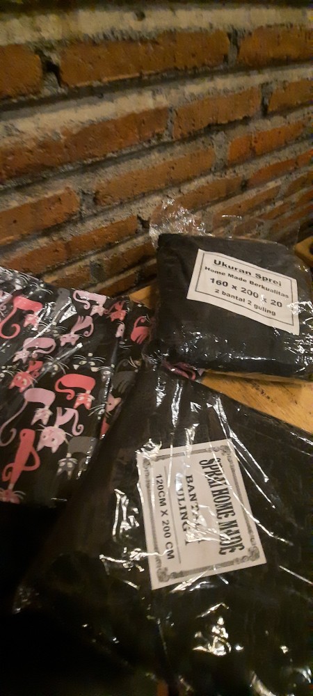 Sarung Bantal Cinta Karakter Kucing Murah Sarbancin Kucing Murah Jumbo 45x90