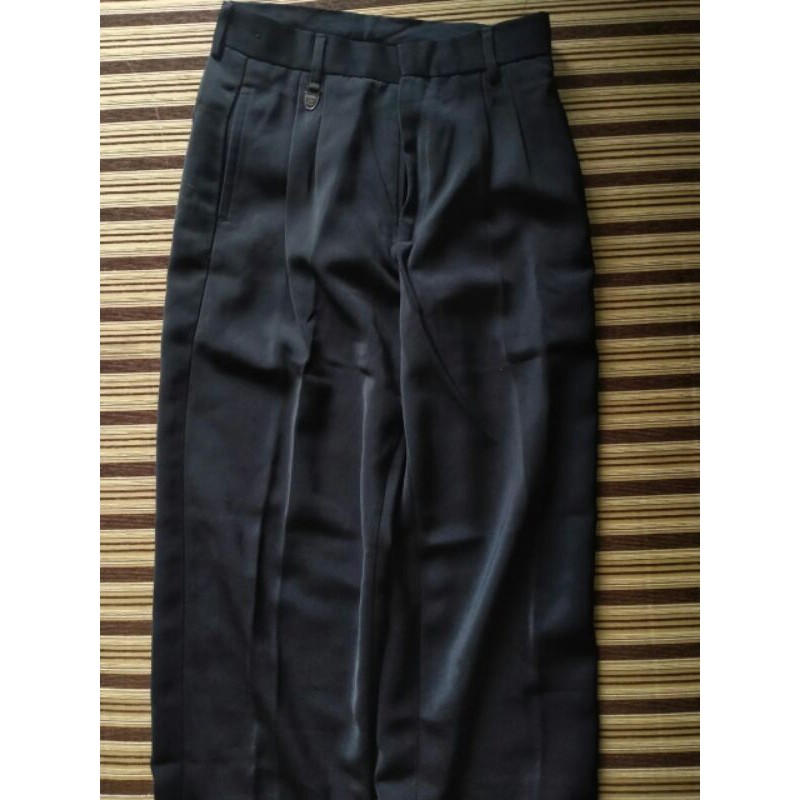 celana formal kerja hitam merk calbin