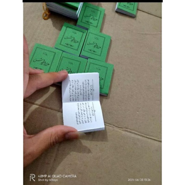 

jausan kecil ukuran saku