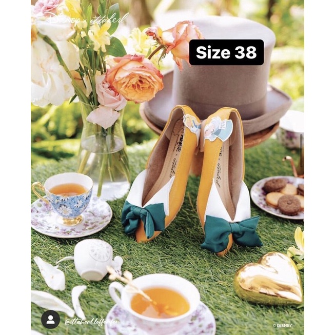 Ittaherl Alice Mad Hatter Maxi Pointy