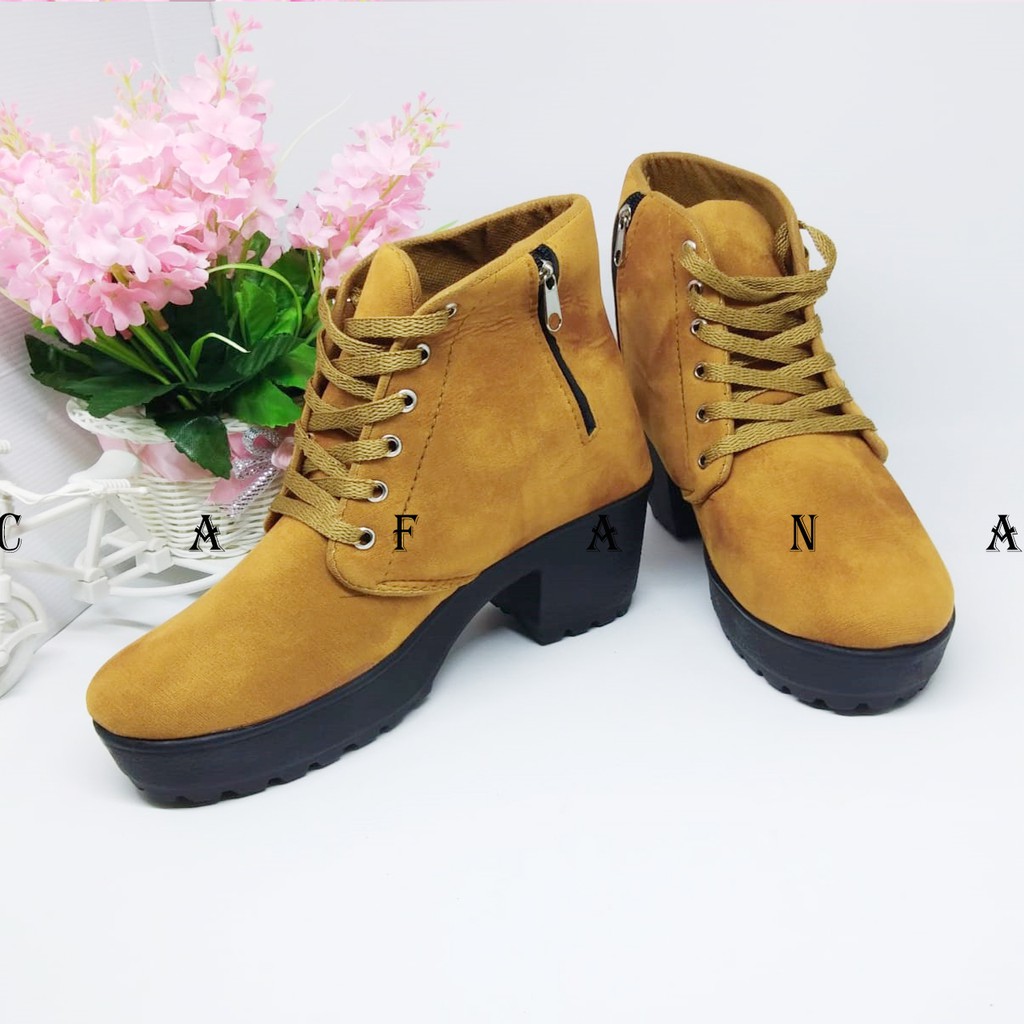 BEST SELLER Sepatu Boots  Wanita SBO99