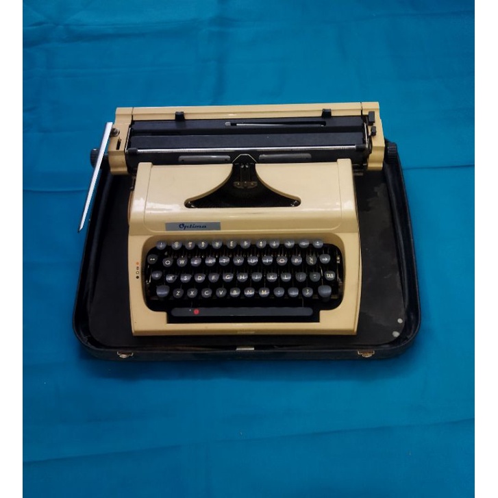 Mesin Ketik Jadul Merk Optima
