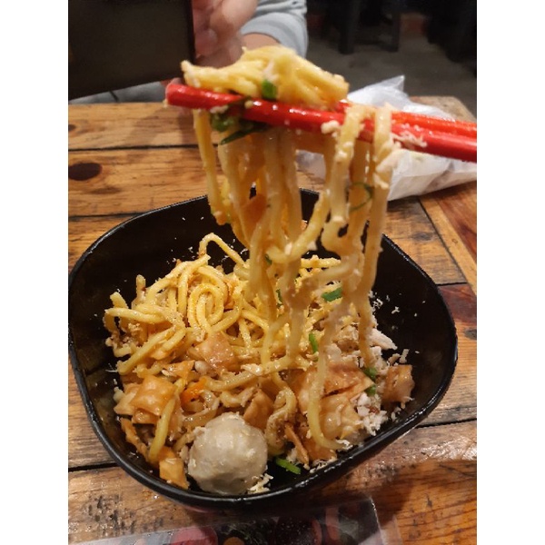 

Lezat Bakmie Jawa nikmat