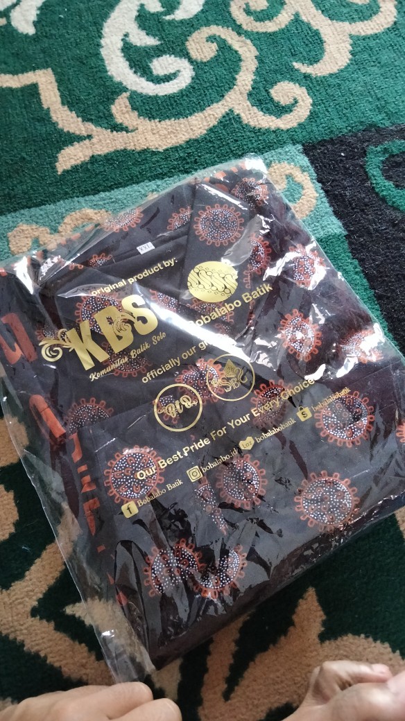 Hasbi-red Kemeja Pria Batik Solo Bahan Katun Halus Premium Sragenan Lapis Furing