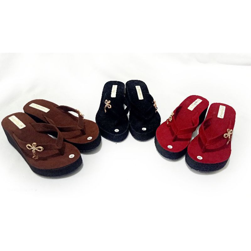 SANDAL WEDGES SPON BELUDRU CANTIK MARIA - SANDAL JAPIT SPON - SANDAL JAPIT WANITA (PRADA BROS)