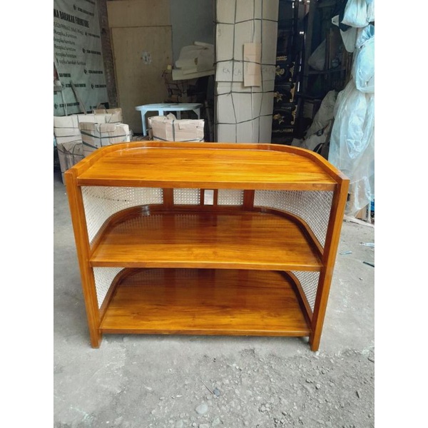 Lemari Rak Display Roti Kayu Jati Mix Rotan Asli