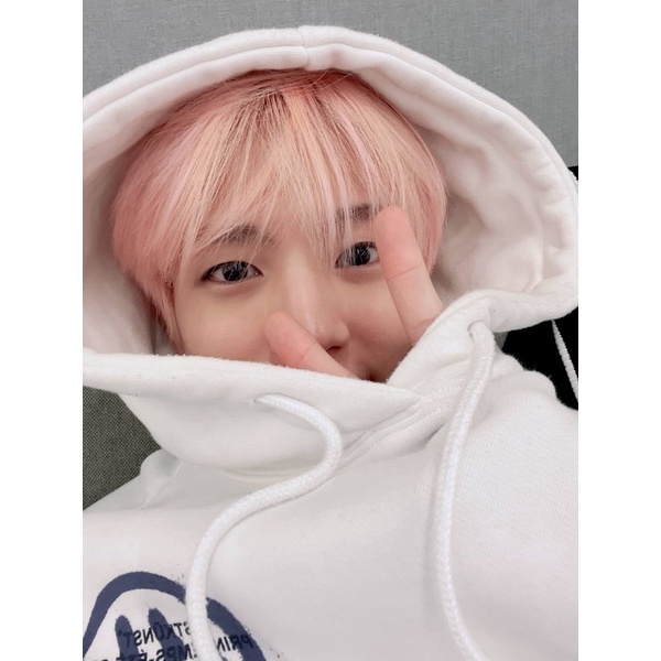 

request sticker kak saa