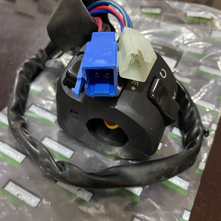 Ninja 250 Saklar Kanan Holder Tombol Lampu On Off Switch Stater Motor