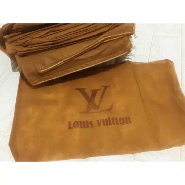Cover bag import louis vuitton, Gucci, Chanel