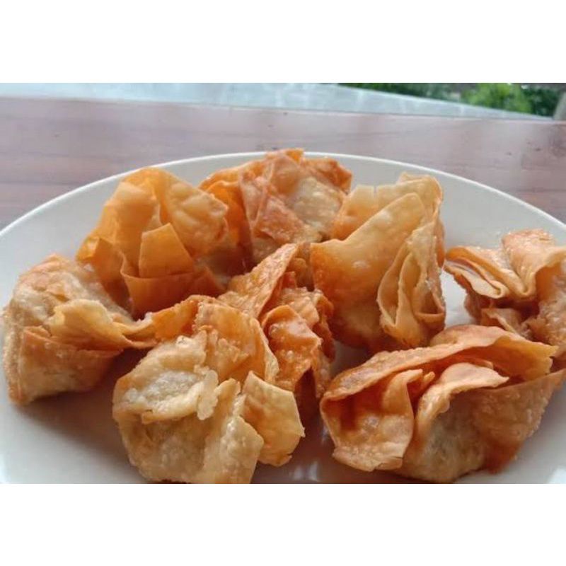 

Pangsit Goreng Isi Ayam 6 pcs free saus cabai