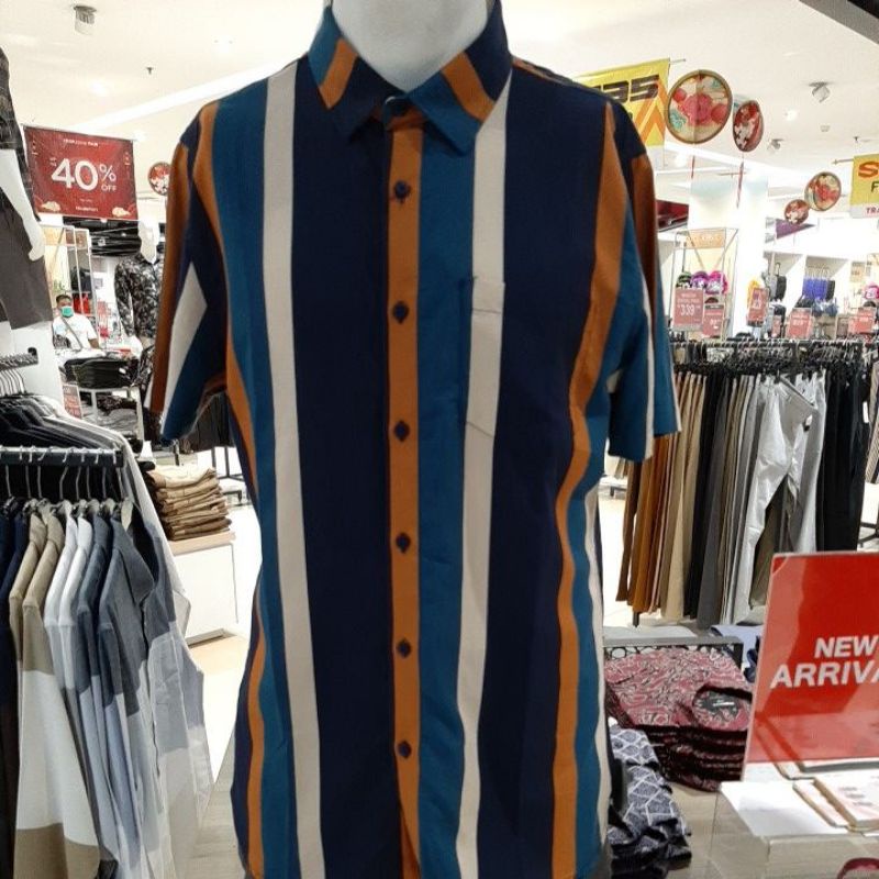 Kemeja motif garis artikel KALA brand menstop