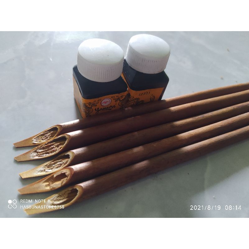 

Pena Handam Plus Tinta P.20cm (5pena + 1tinta / 5pena + 1tinta)