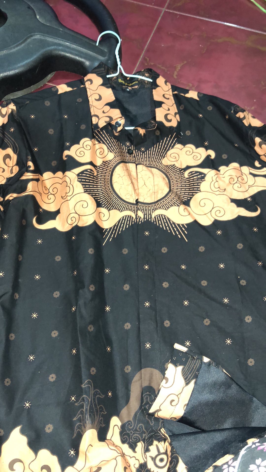 Megasurya Kemeja Batik Pria Lengan Panjang Slimfit Katun Printing Hem Baju Seragam Kantor Modern