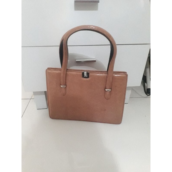 tas behel